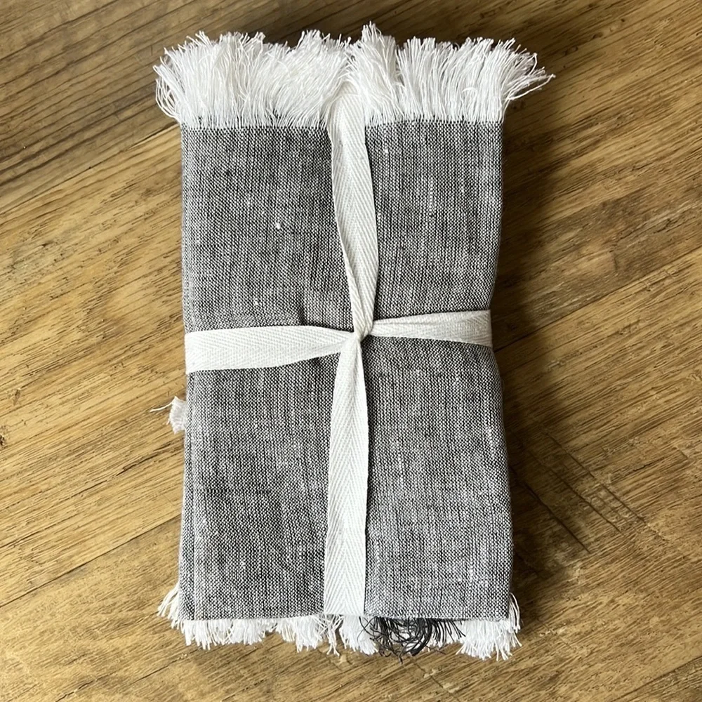 madison studio set of 4 gray frayed edge 100% linen napkins